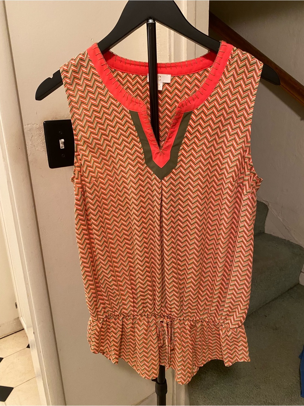 C Chevron Drawstring Peplum Tank in Coral, Cream, Olive size medium